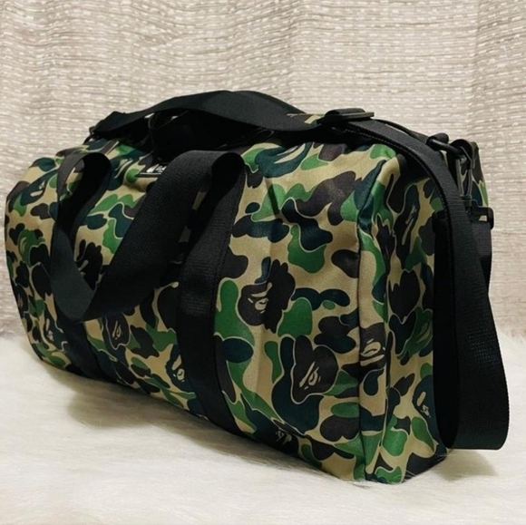 2022 Spring Exclusive Release BAPE large Duffle Bag Very High Quality - Picture 7 of 8